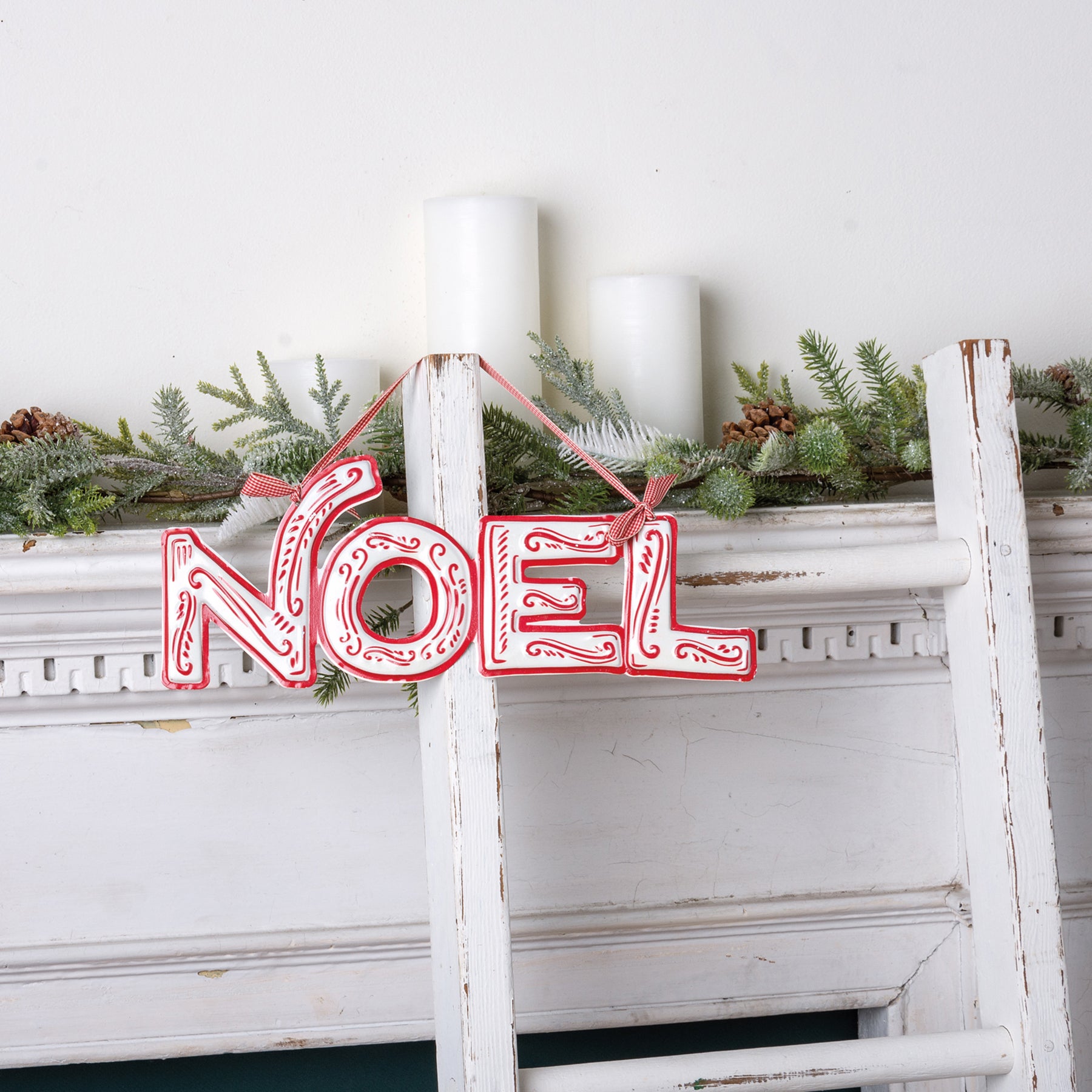 Large Noel Hanging Metal Décor