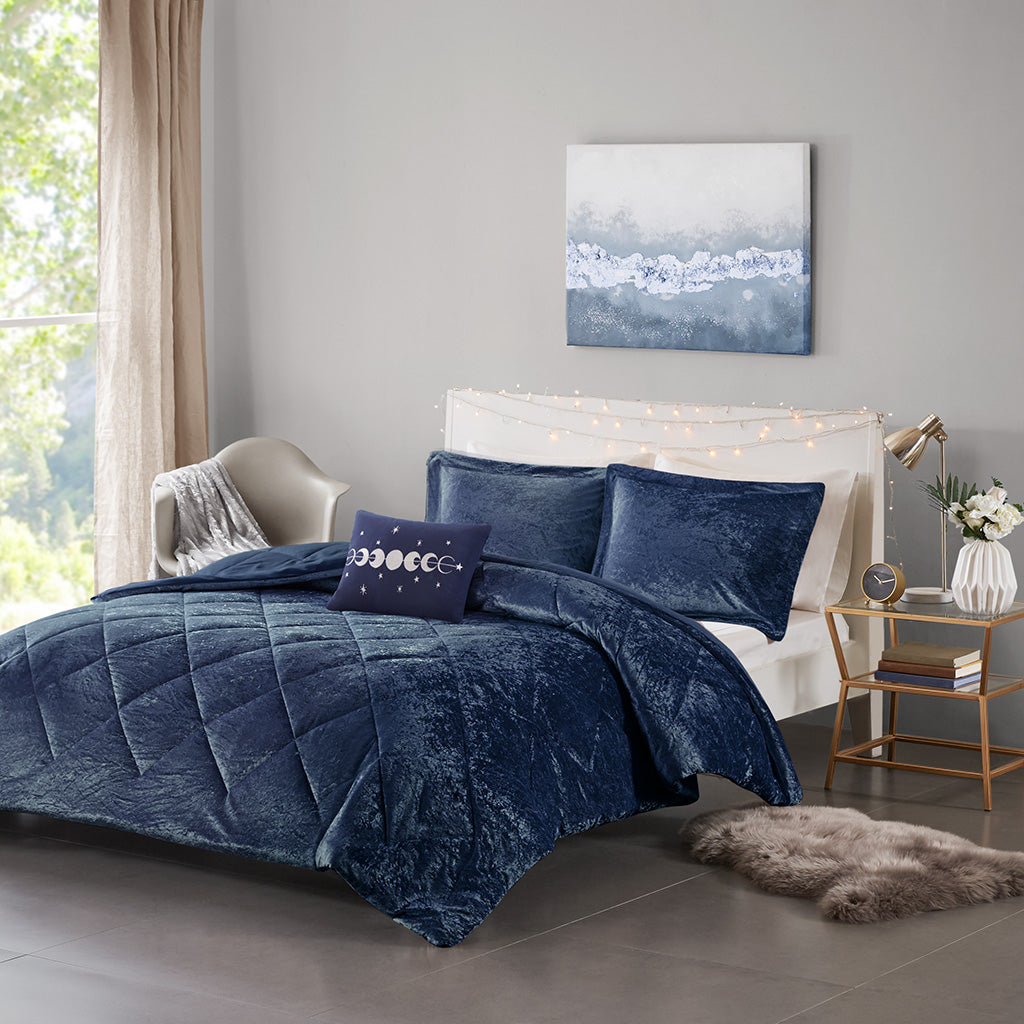 Felicia Velvet Comforter Set with Throw Pillow