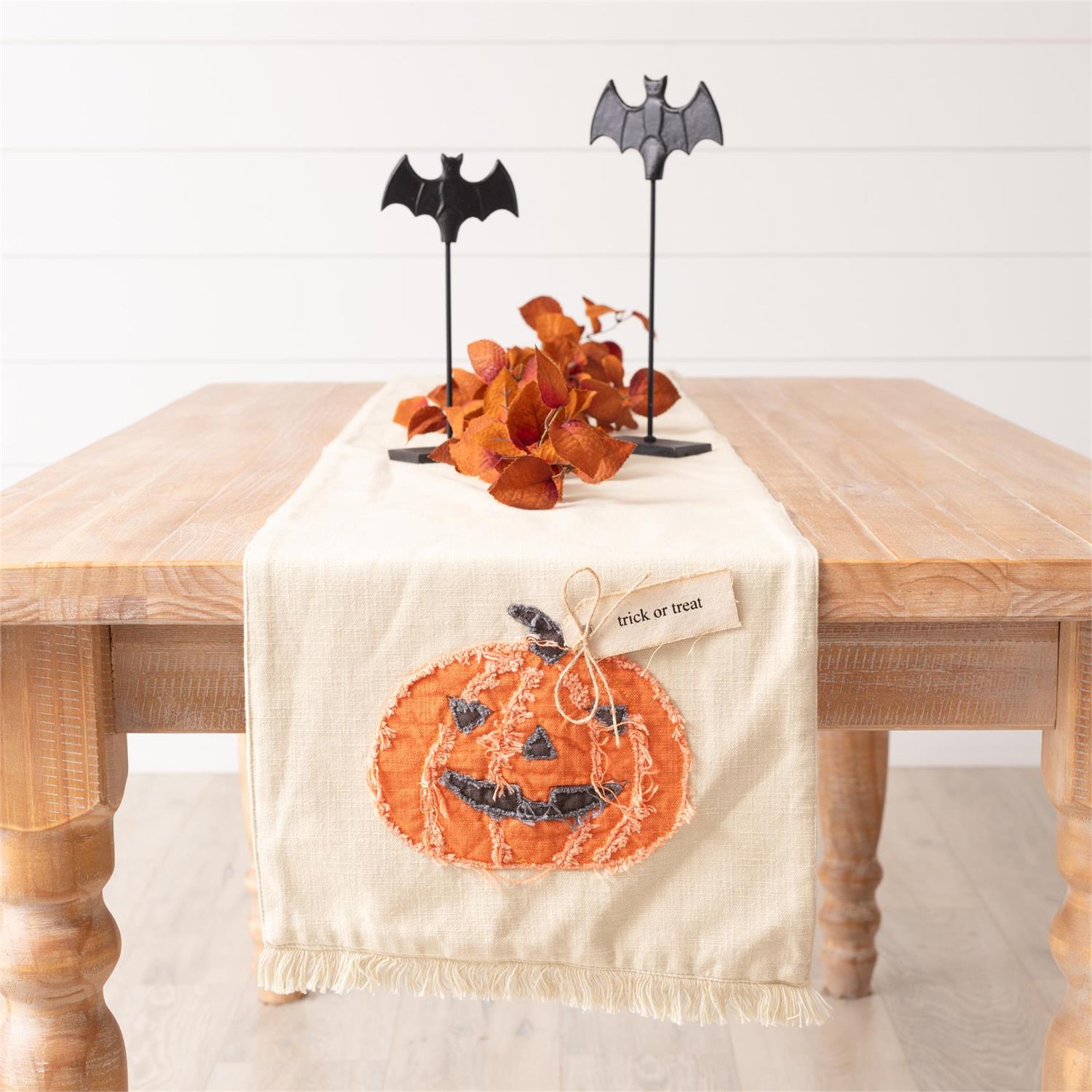 Raggedy Pumpkin Table Runner