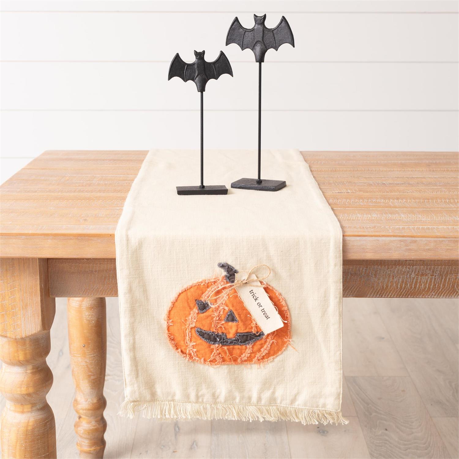 Raggedy Pumpkin Table Runner