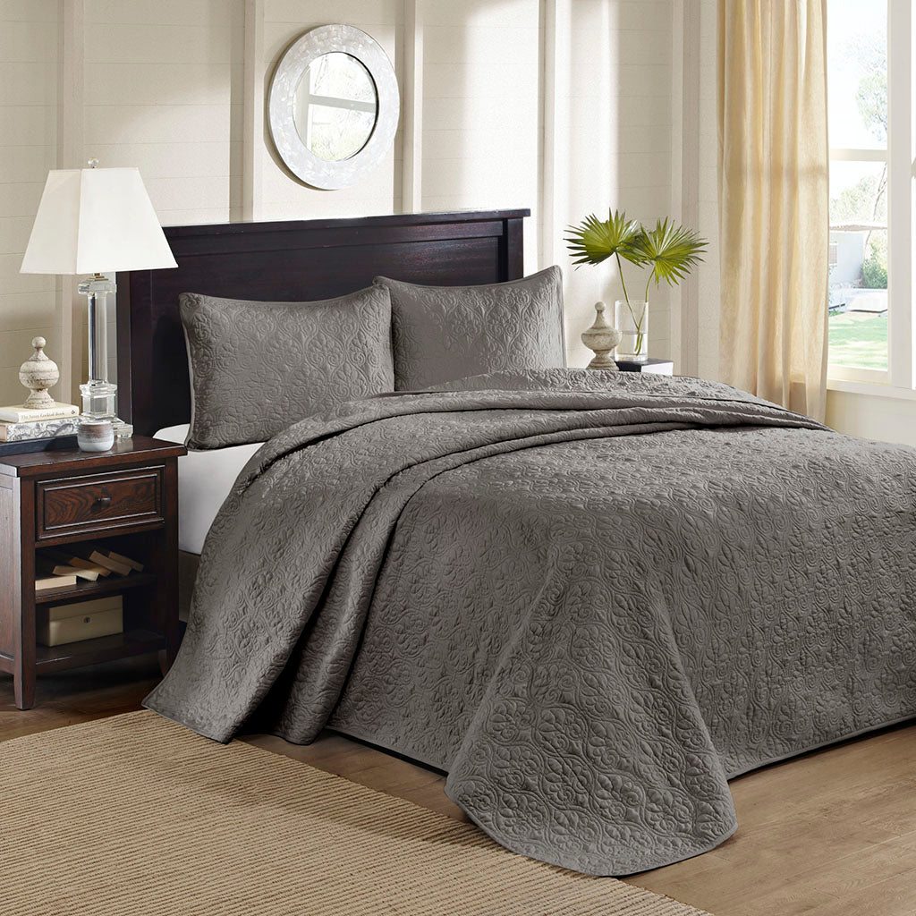 Quebec Reversible Bedspread Set