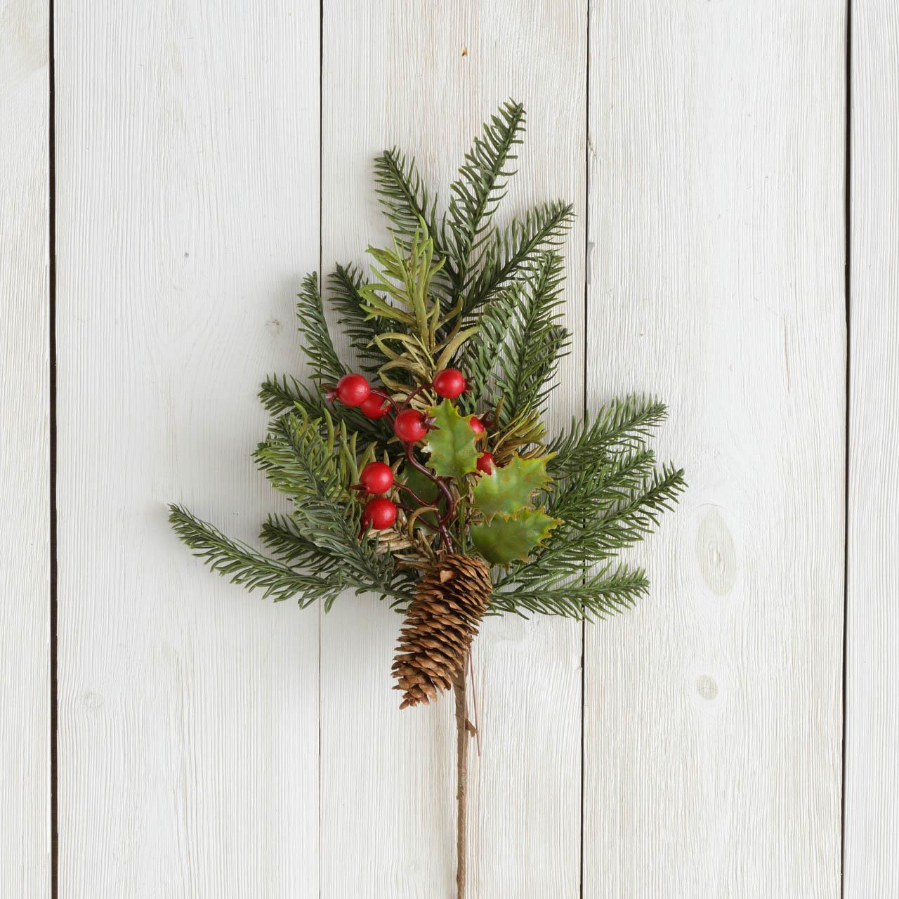 Evergreen Holly and Berries Pick