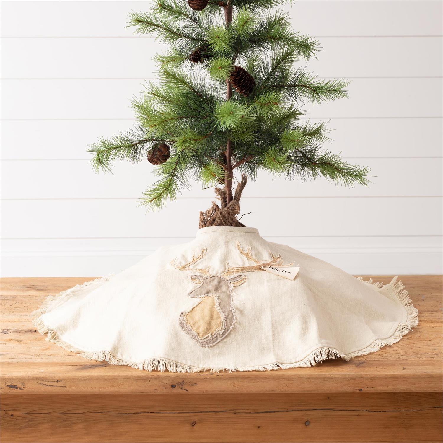 Raggedy Deer Head Tree Skirt