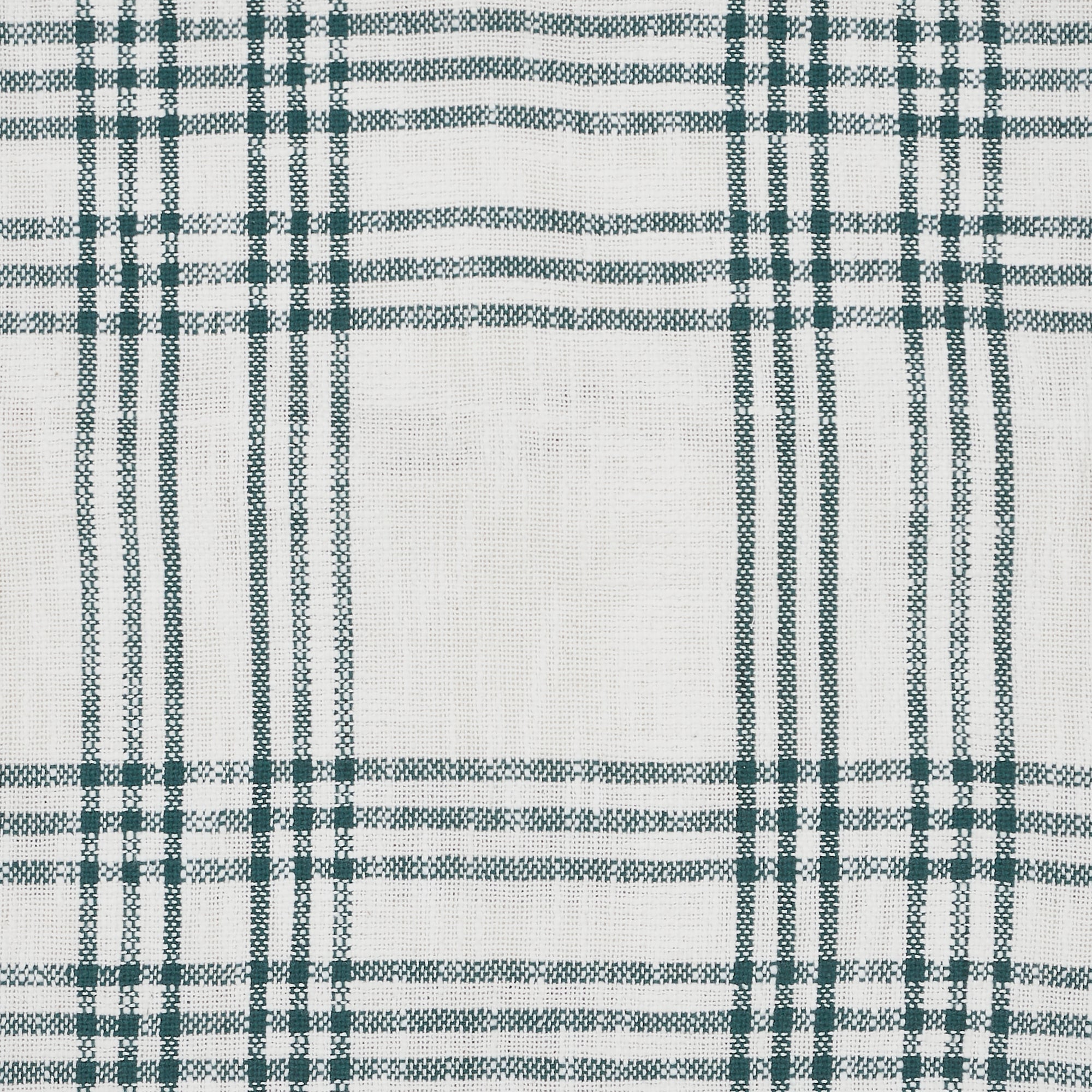 Pine Grove Plaid Tree Skirt 55