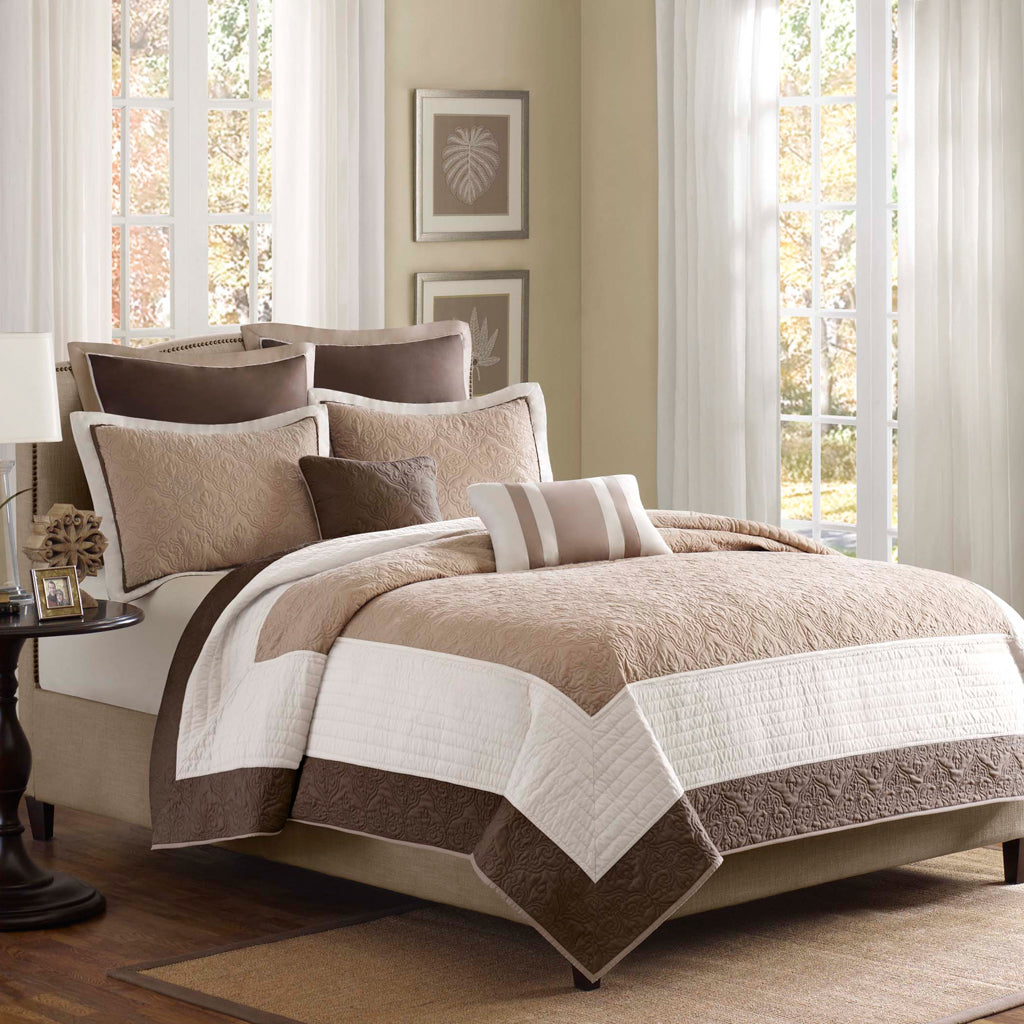 Attingham 7 Piece Quilt Set with Euro Shams and Throw Pillows