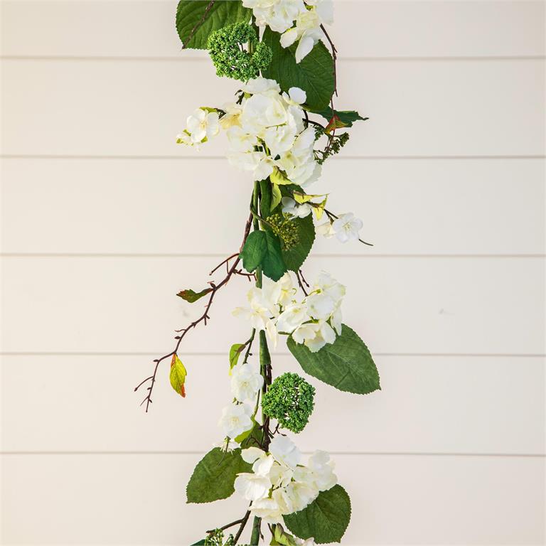 White Hydrangea with Mixed Greens Garland