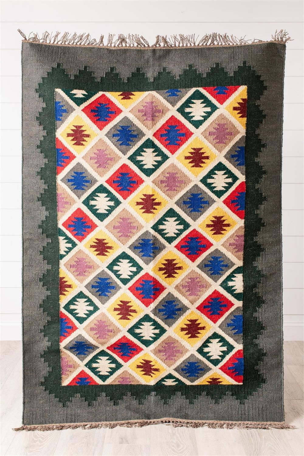 Diamond Jewels, Jute Wool Blend 48" x 72" Rug