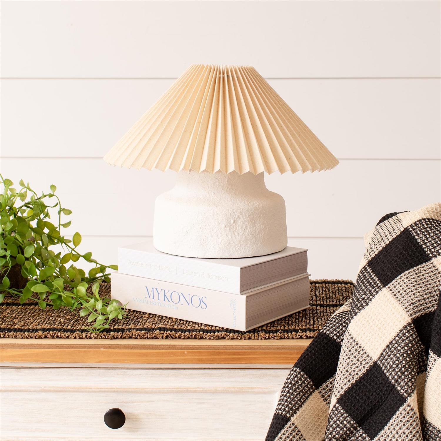 Soho White Lamp w/ Shade