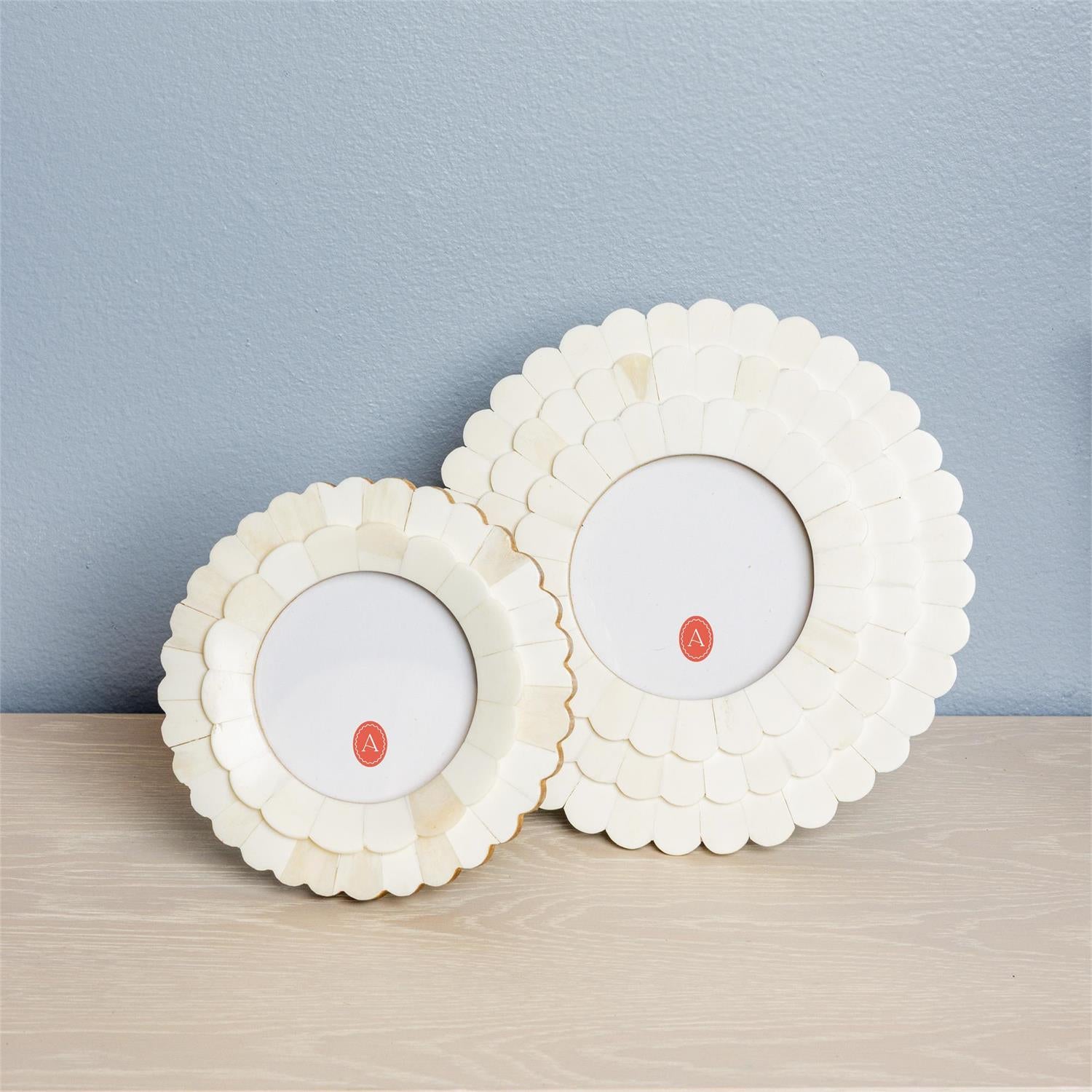 Photo Frame - Round Scalloped (Set Of 2)