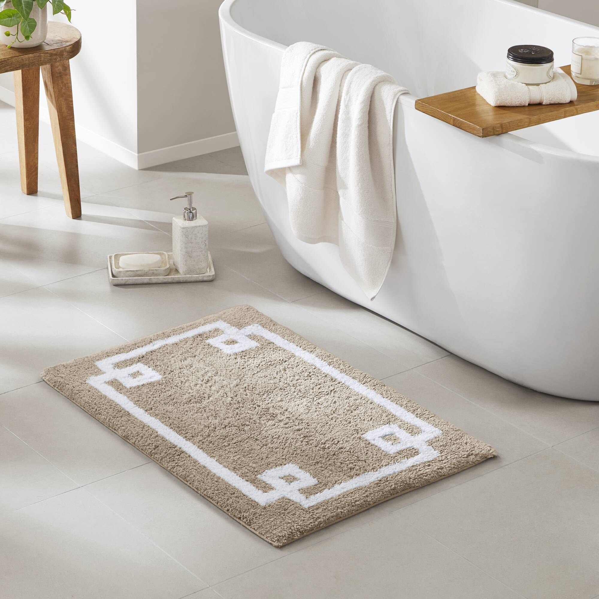 Evan Cotton Tufted Bath Rug 24x40