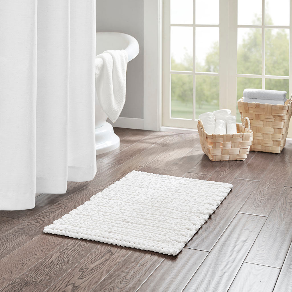 Lasso Cotton Tufted Bath Rug