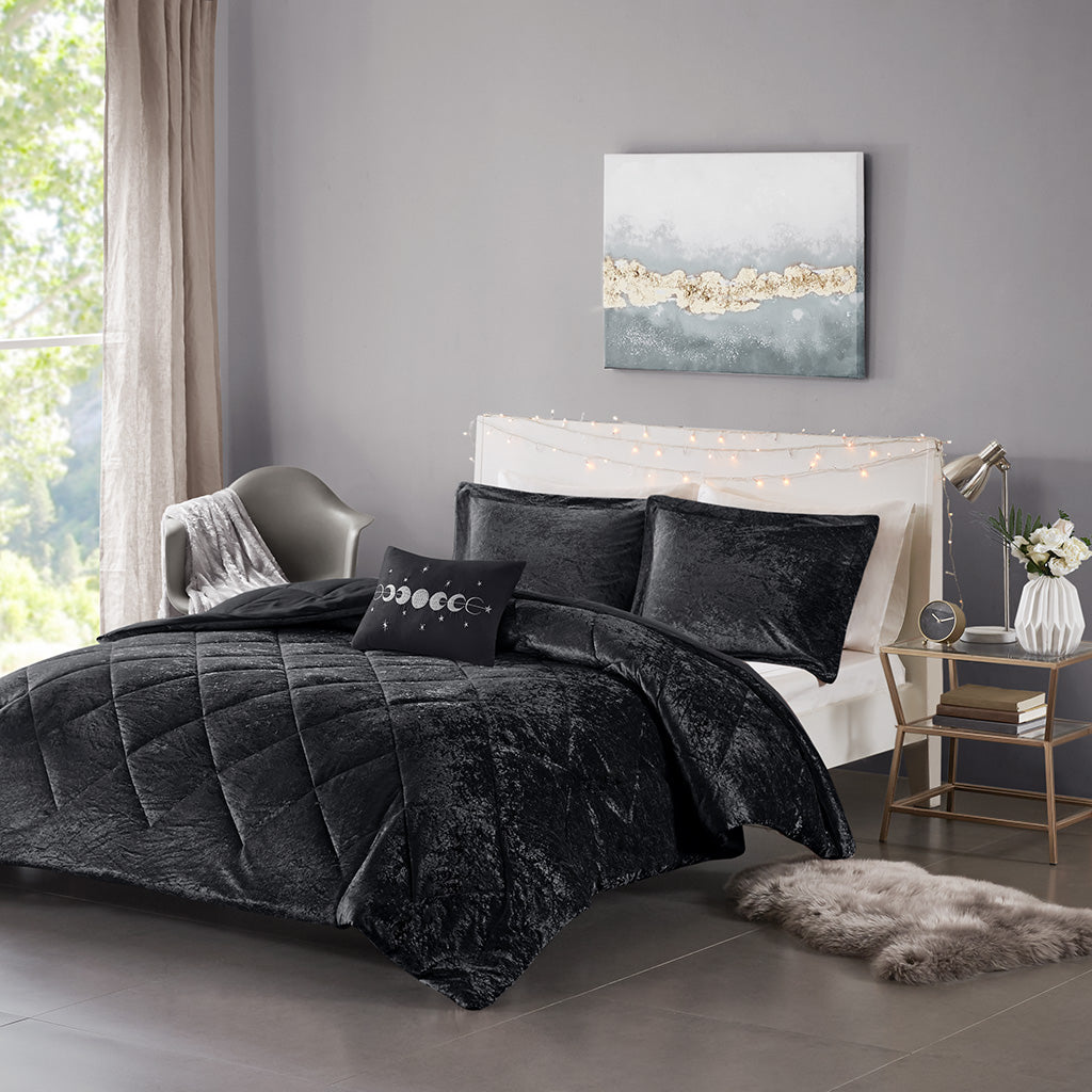 Felicia Velvet Comforter Set with Throw Pillow