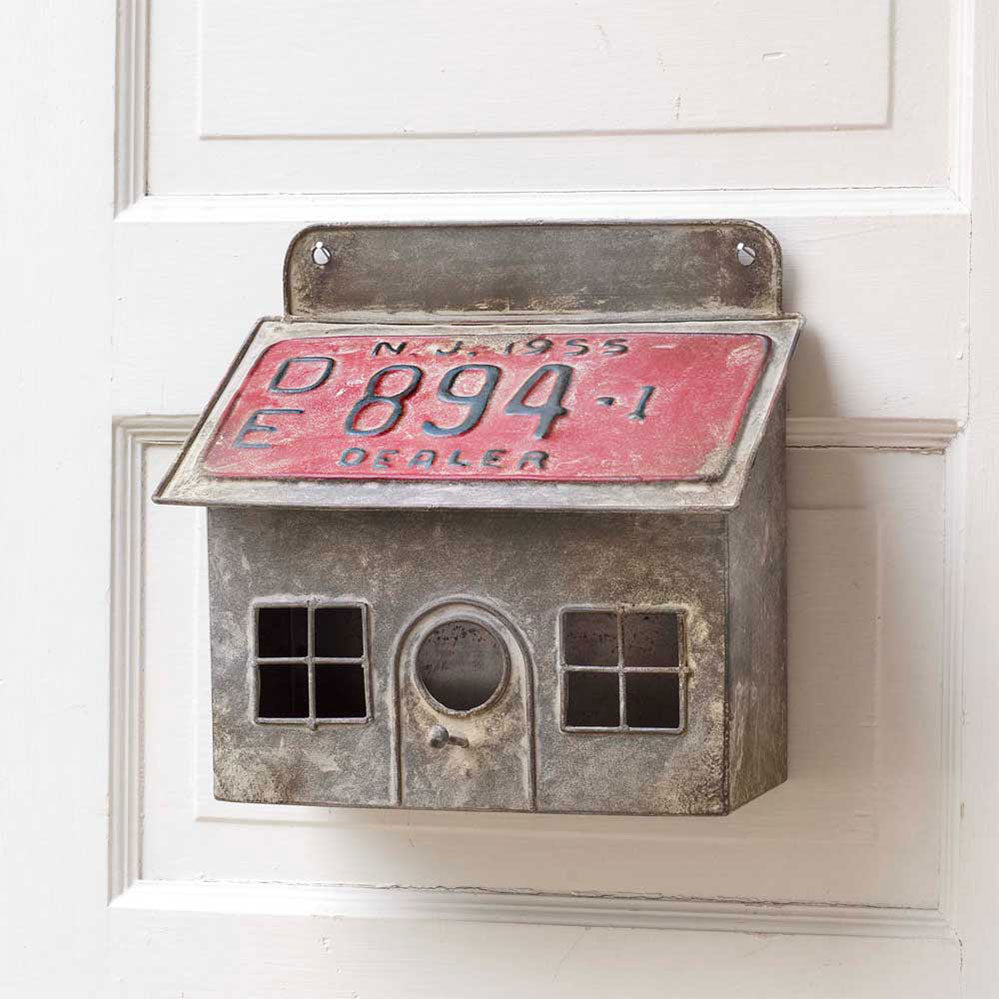 Saltbox Metal Birdhouse