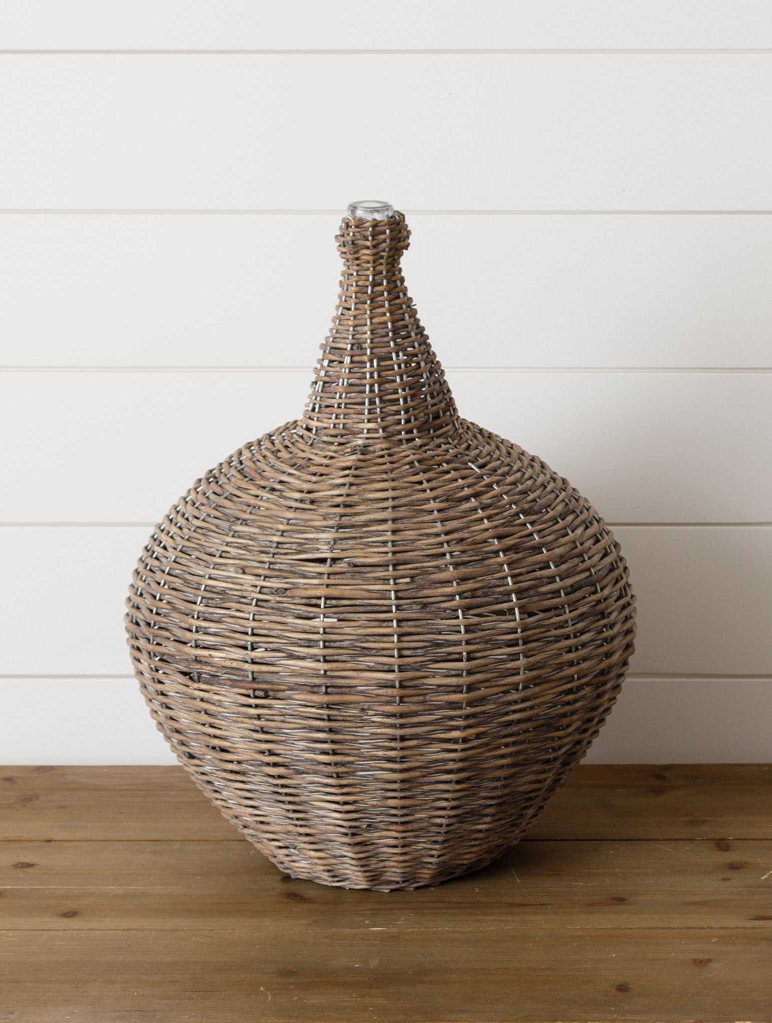 Willow Demijohn w/ GlassTop