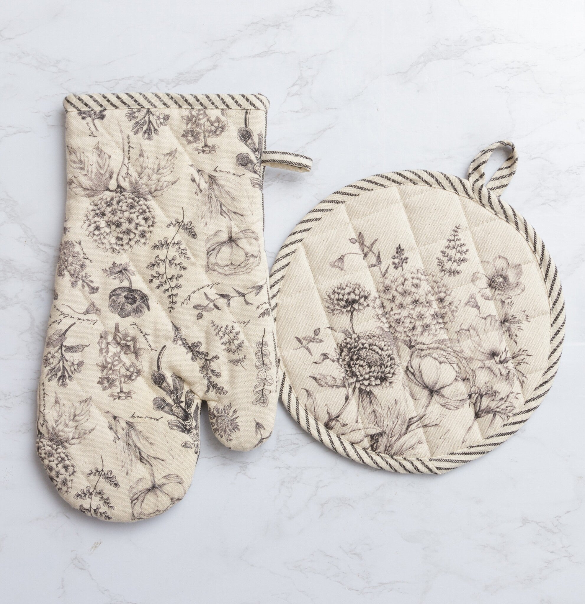 Black & White Botanical Oven Mitt & Holder