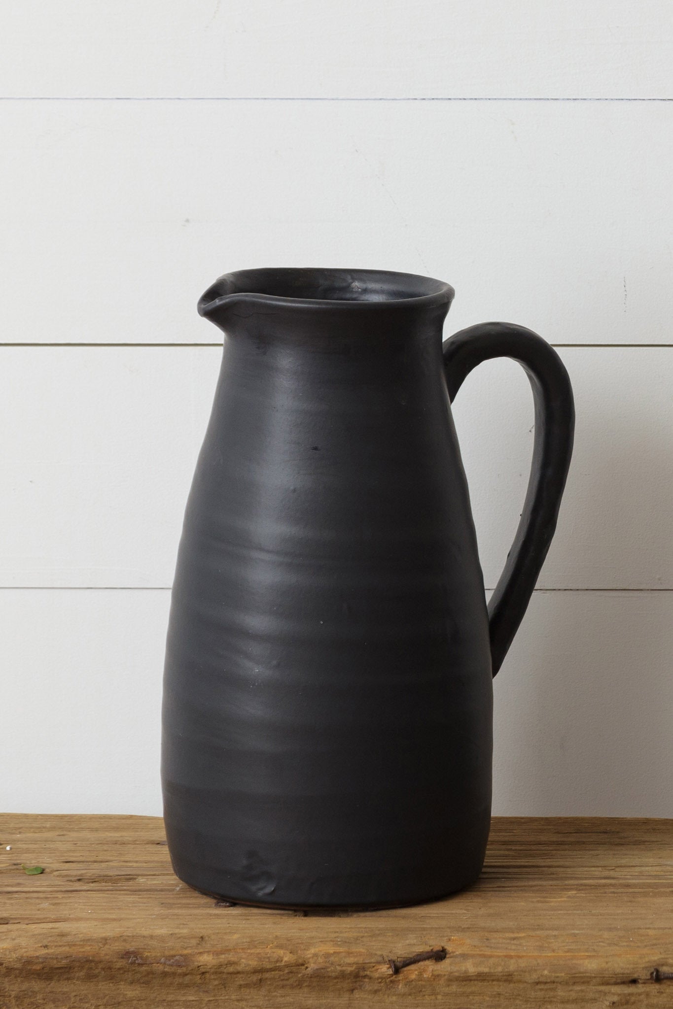 Black Matte Pitcher (L)