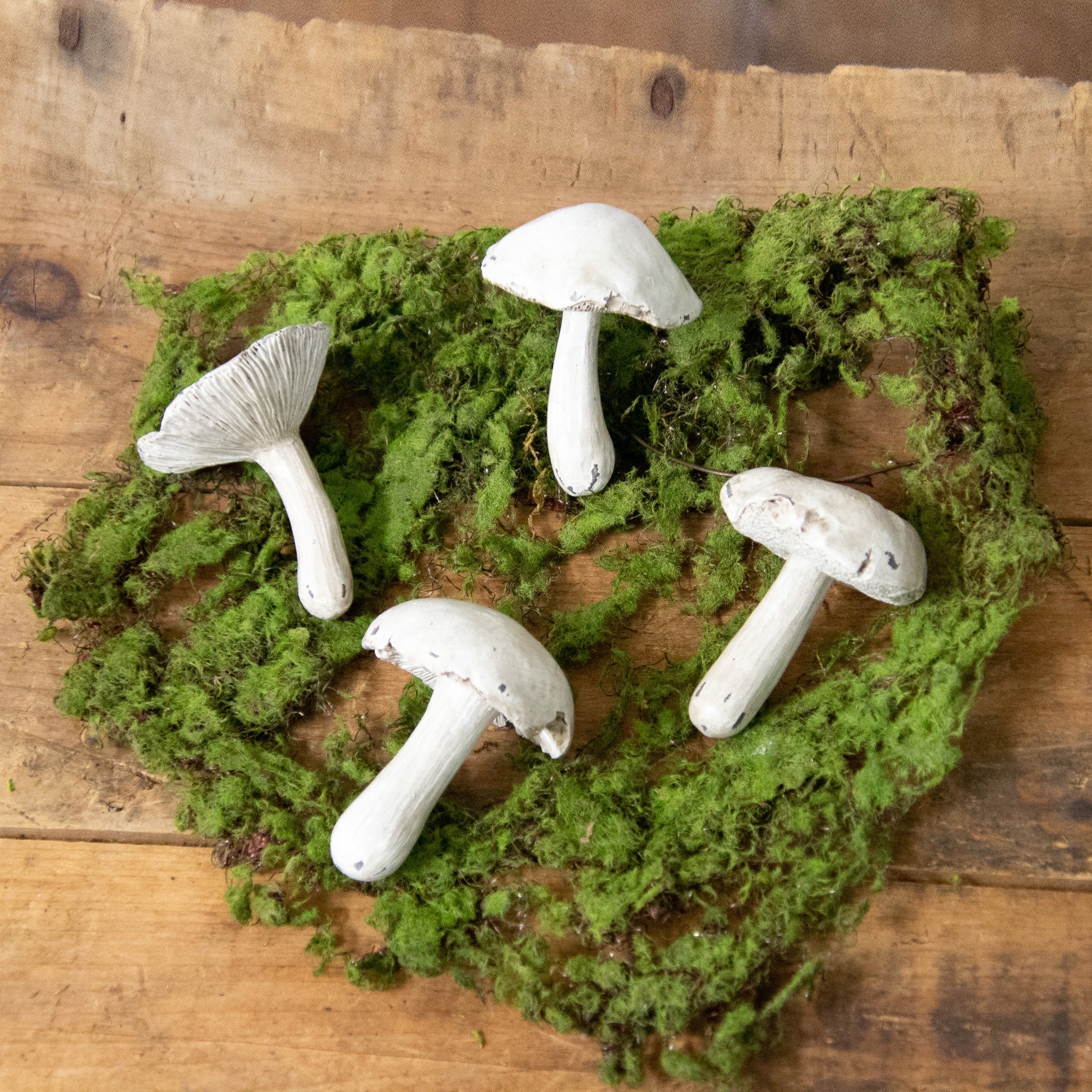 White Mushroom Figures (S/4)