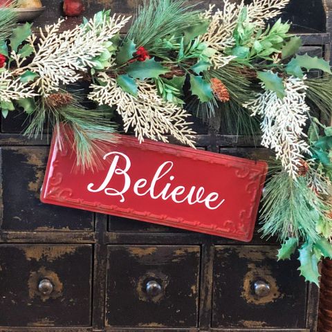 Estate "Believe" Hanging Sign
