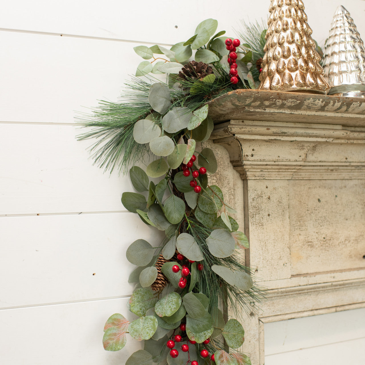 6' Eucalyptus, Berries and Pinecone Garland