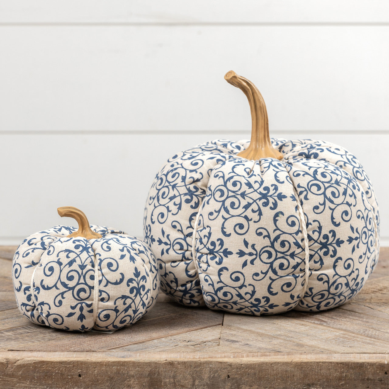 Blue Floral Pumpkin - Swirl (S)