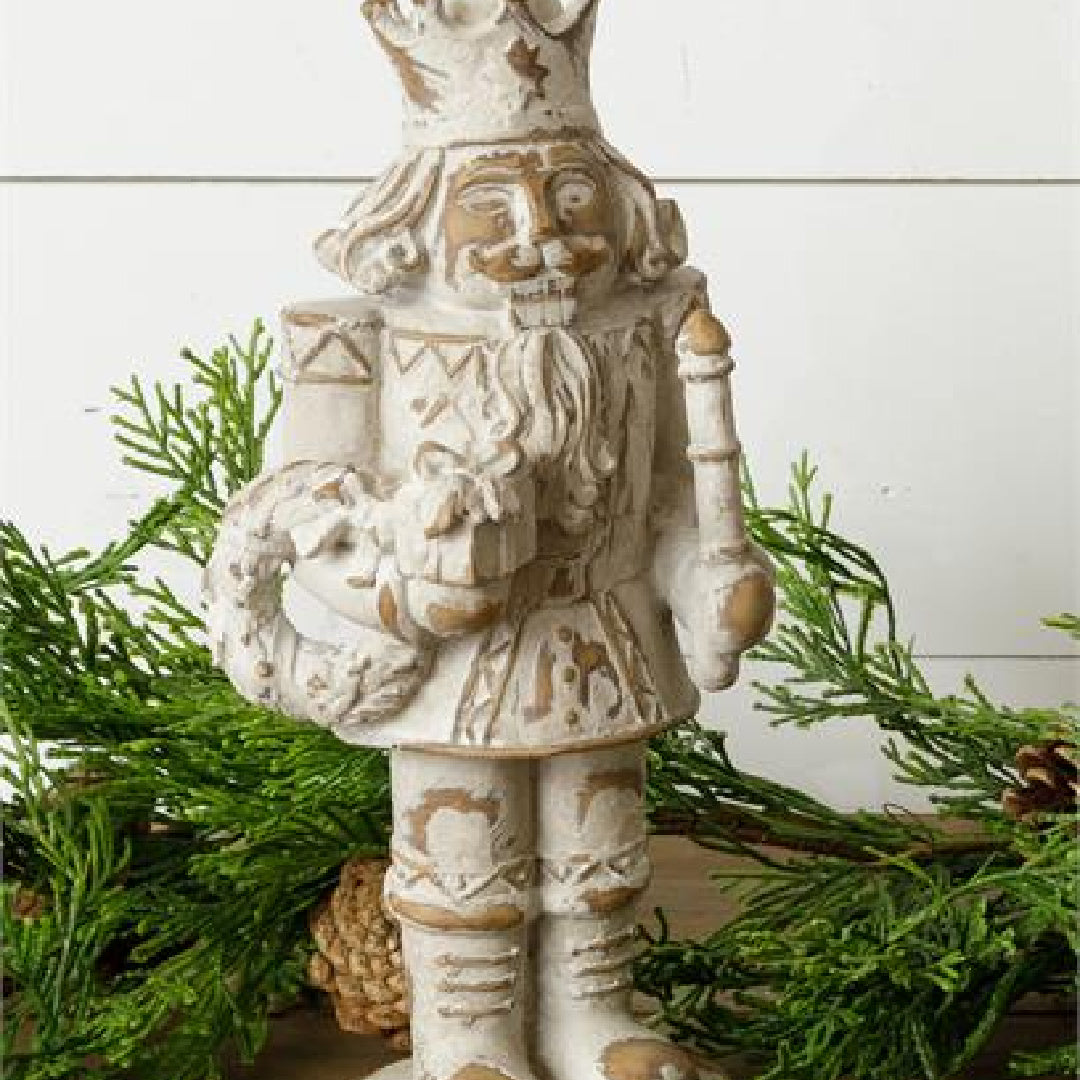 Shabby Chic Nutcracker w/ Gift