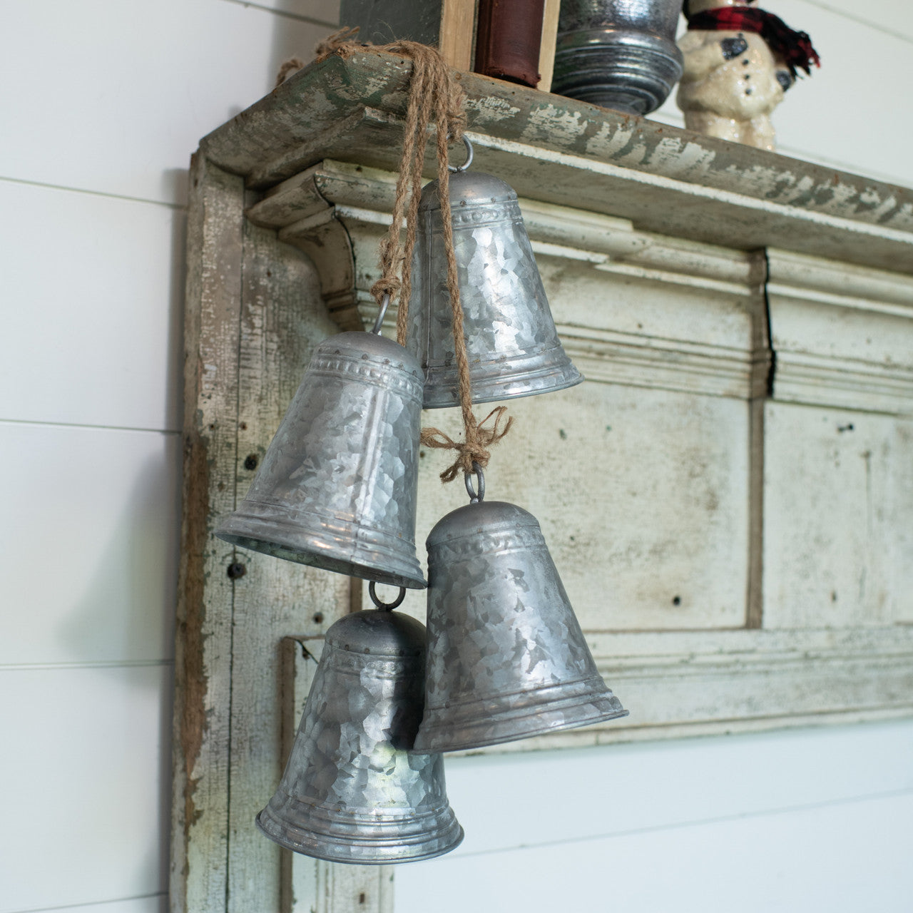 Holiday Hanging Sleigh Bells