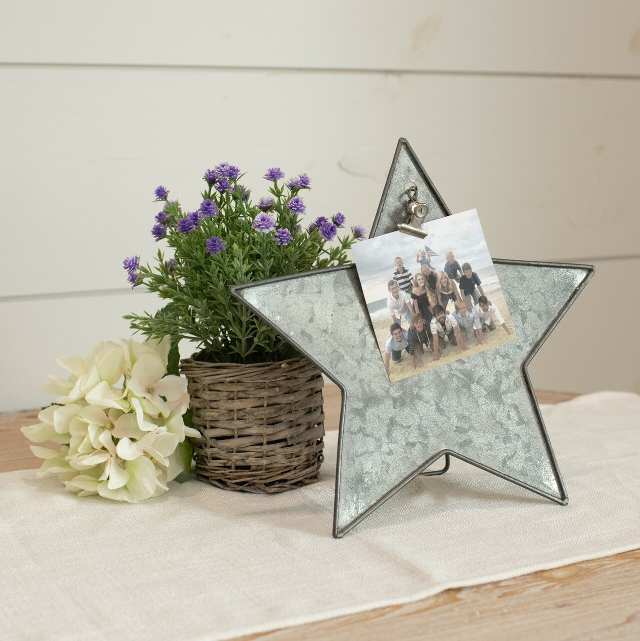 White Star Photo Stand