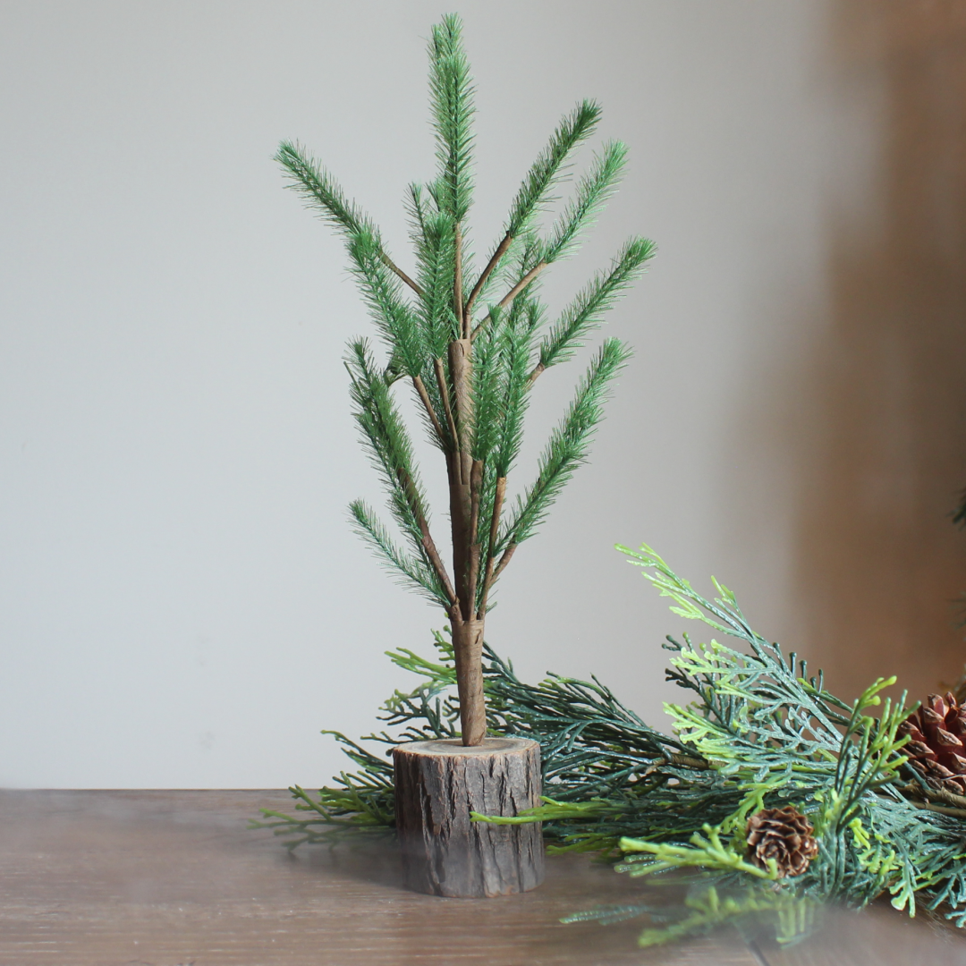 Holiday Feather Tree (S)