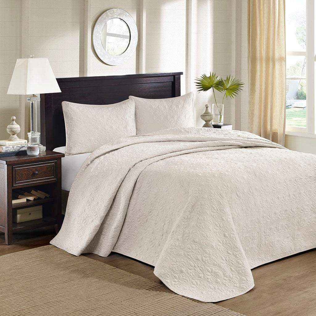 Quebec Reversible Bedspread Set