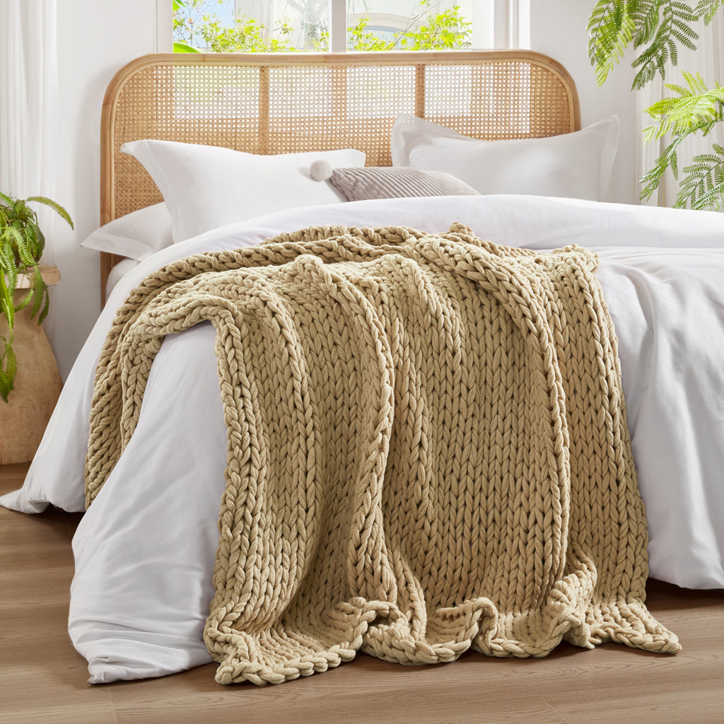 Chunky Double Knit Long Fur Throw