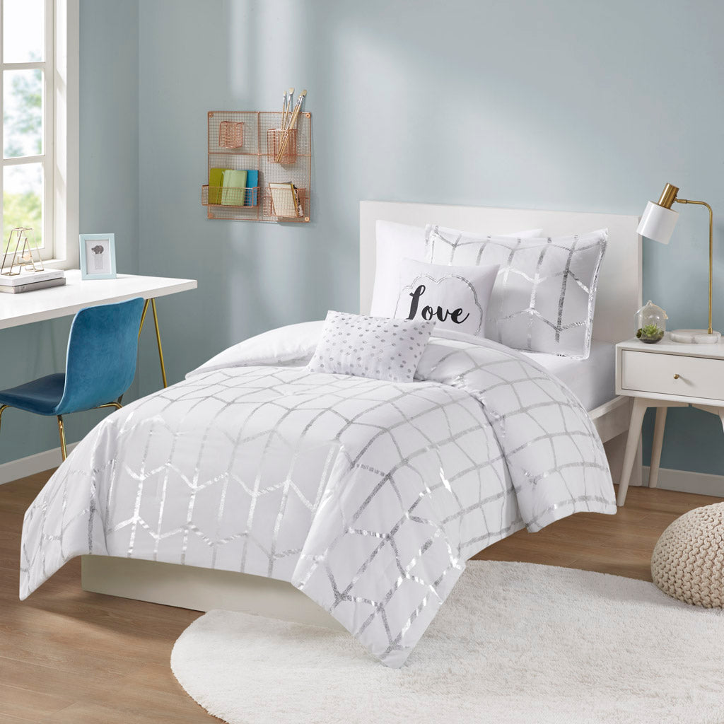 Raina Metallic Printed Comforter Set
