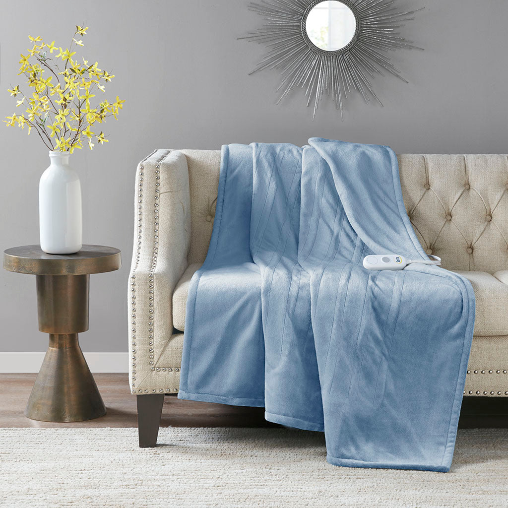 Plush Heated Heated Throw