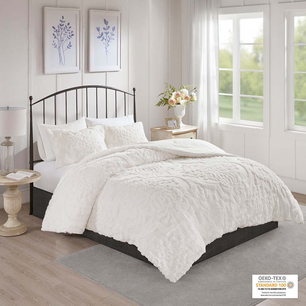 Viola 3 piece Tufted Cotton Chenille Damask Comforter Set