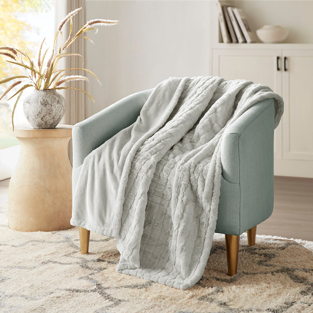 Oversized Faux Fur Heated Throw