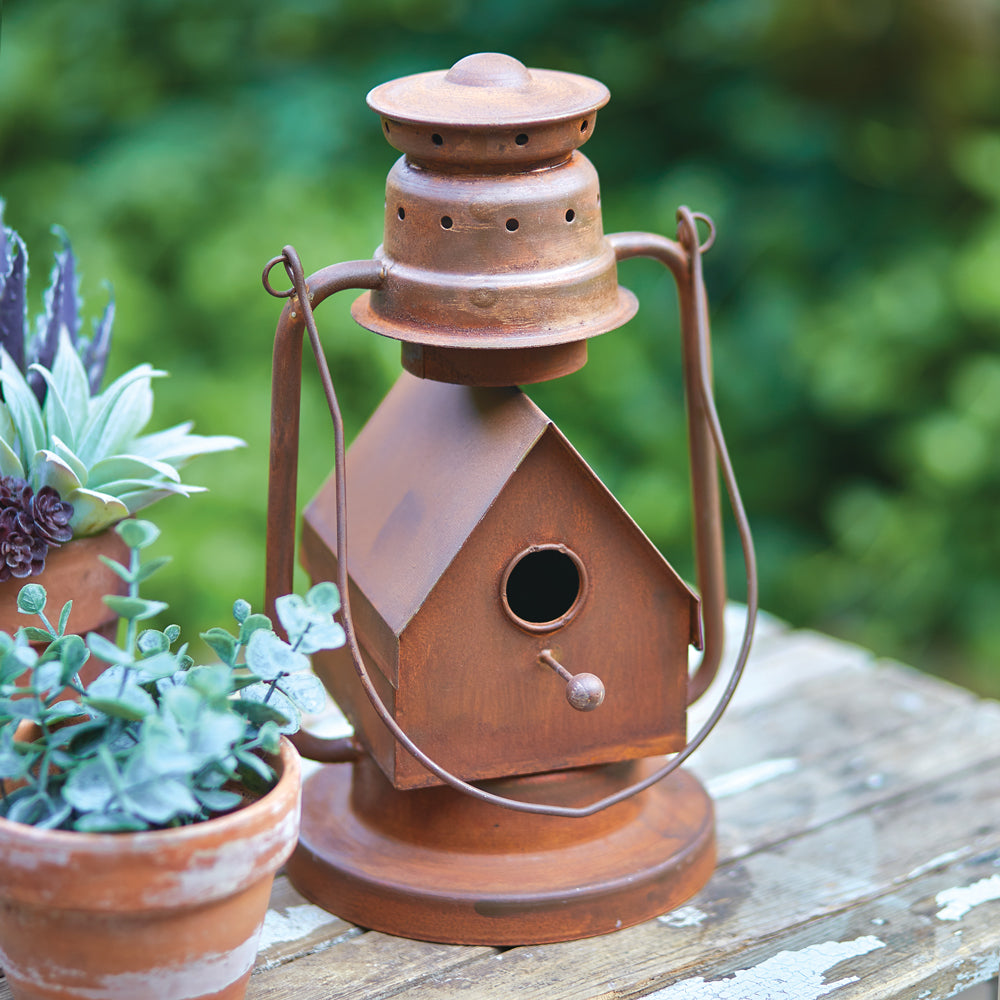 Rustic Lantern Birdhouse
