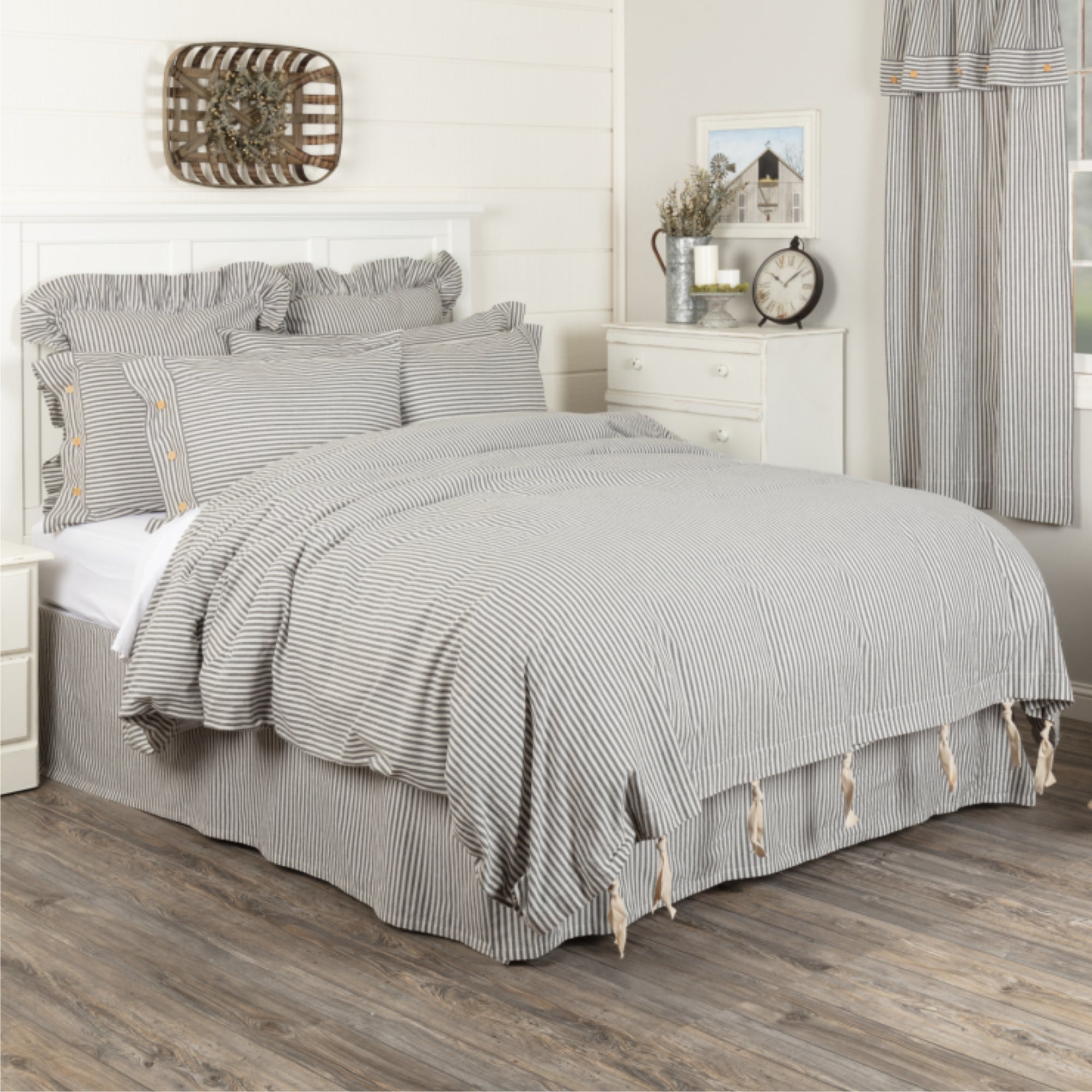 Farmhouse Ticking Gray Queen Duvet Cover 92Lx92W