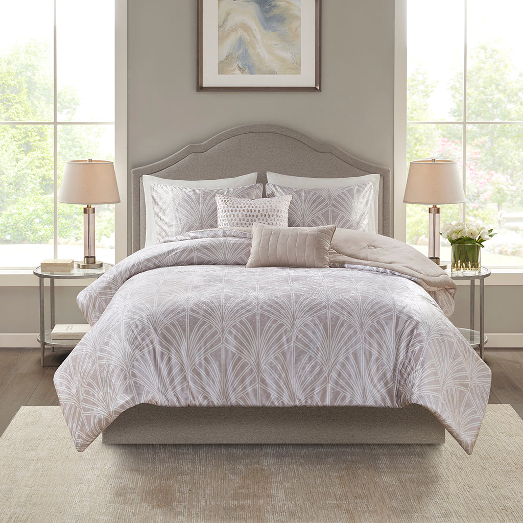 Kiona 3 Piece Striated Cationic Dyed Oversized Comforter Set with Pleats