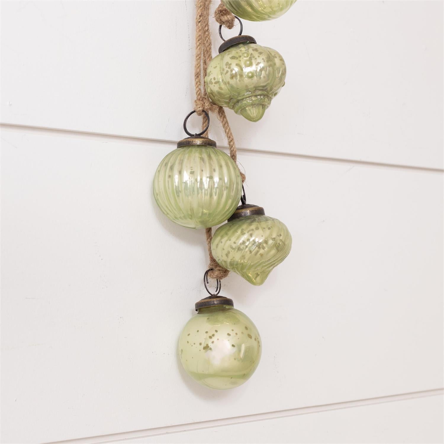 Hanging Cluster Ornaments - Green