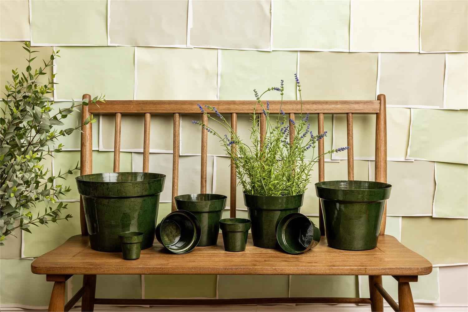 Enameled Green Planters (S/8)