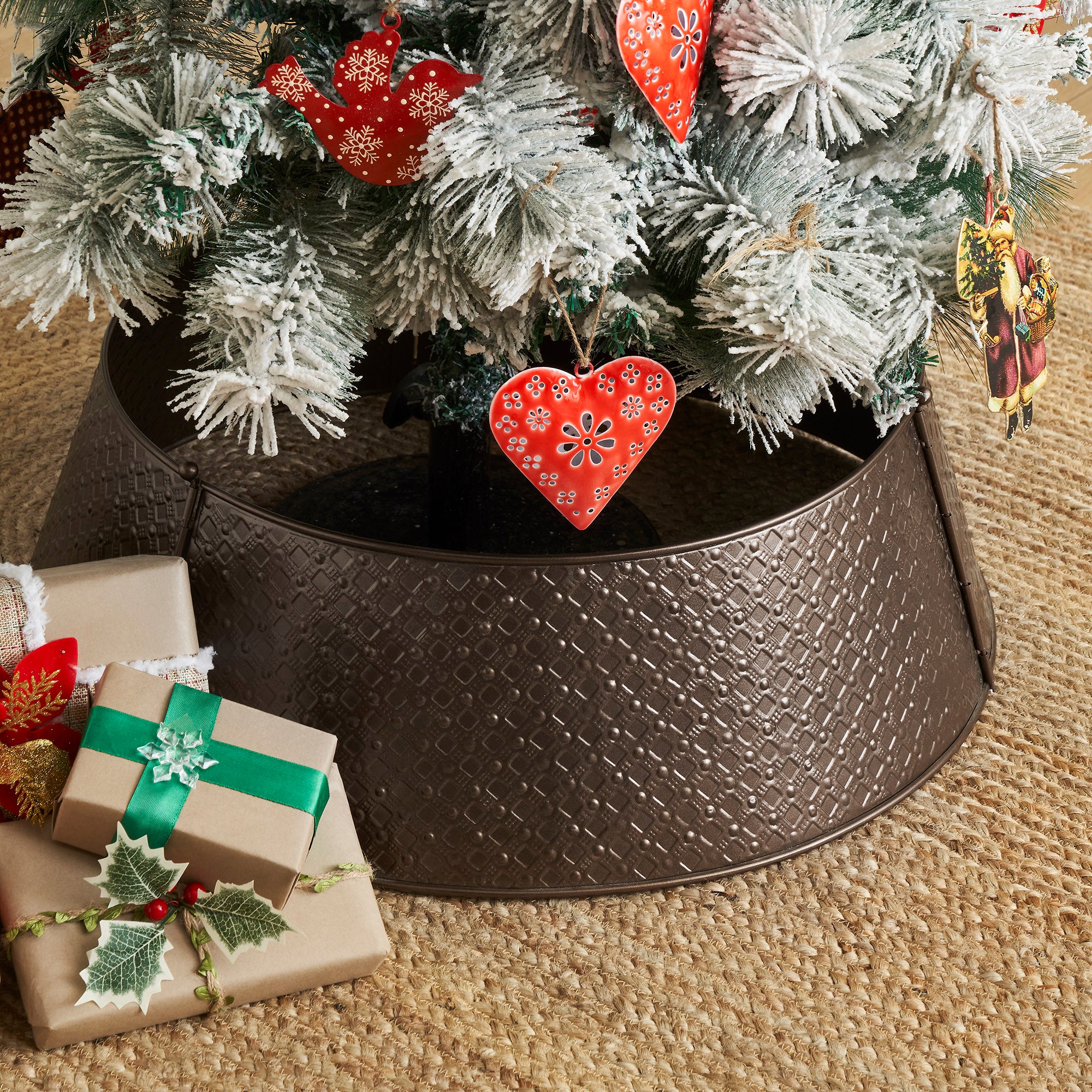 Lattice Metal Tree Collar Bronze 7.5x24x24