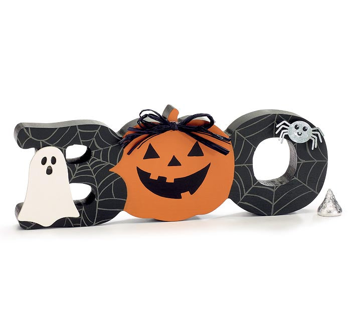 "Boo" Halloween Shelf Décor