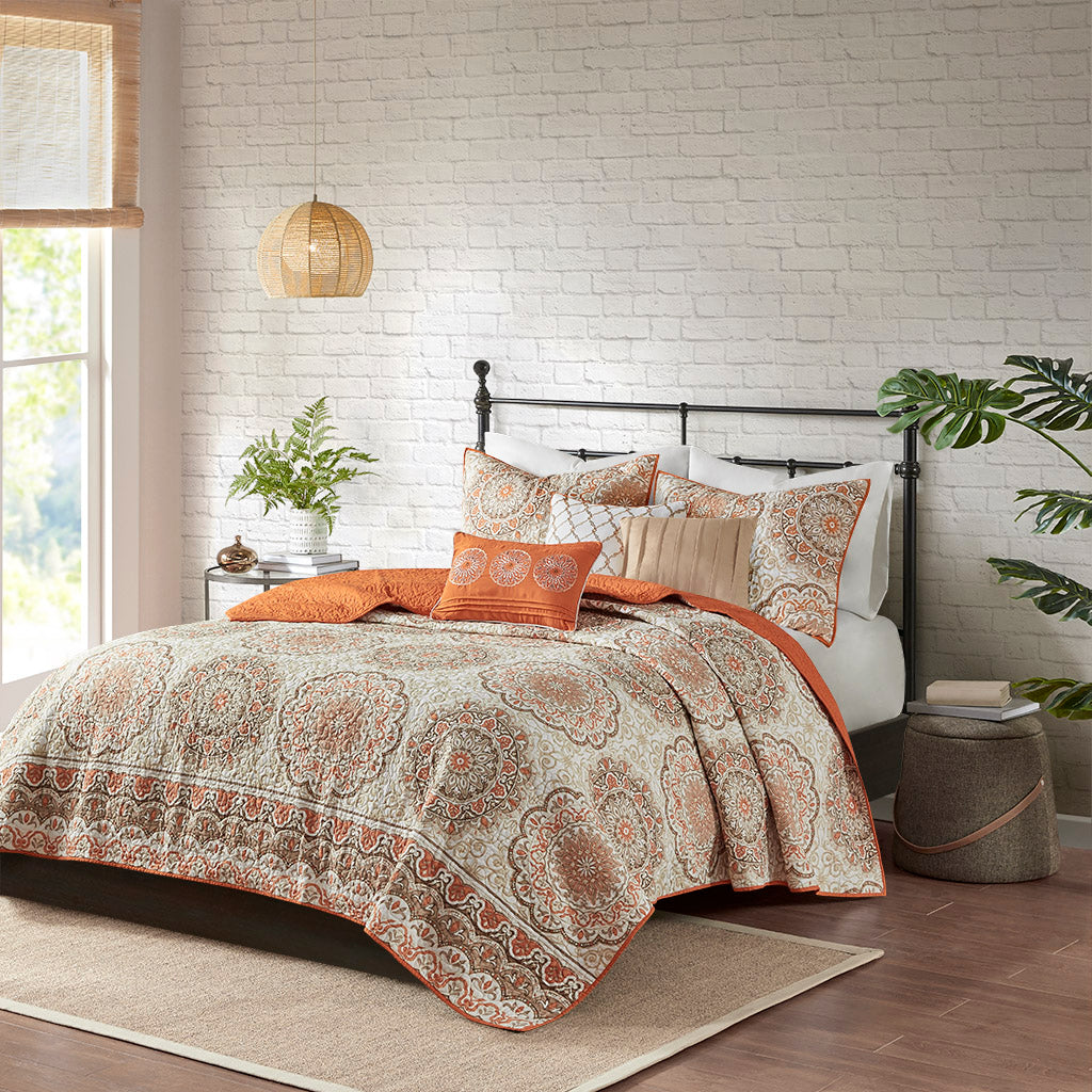 Tangiers 6 Piece Reversible Quilt Set with Throw Pillows