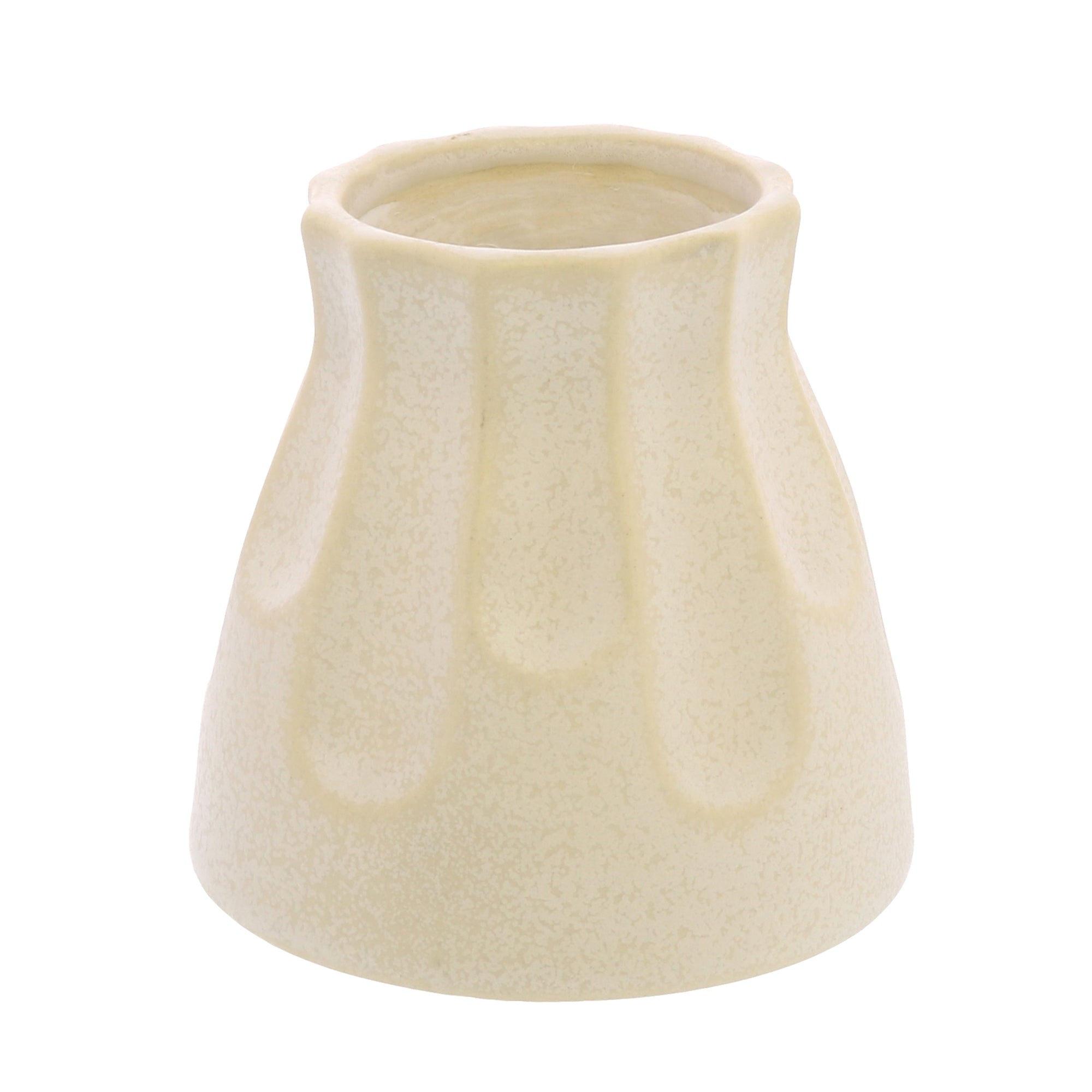 Margot Scallop Vase (Cream)