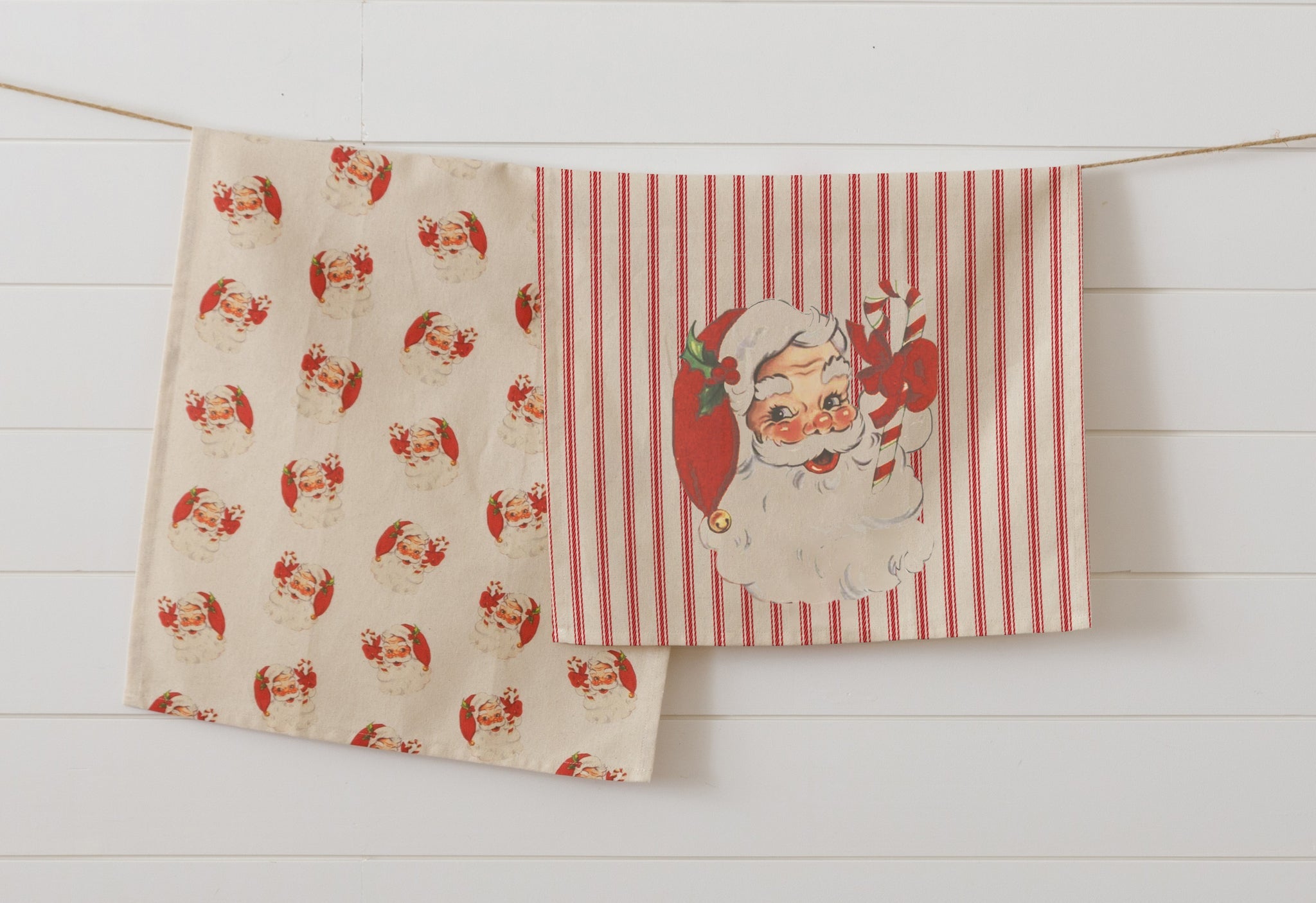 Vintage Santa Towel Set (S/2)