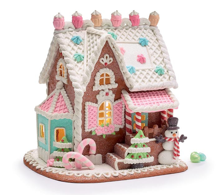 Sweet treat Gingerbread House