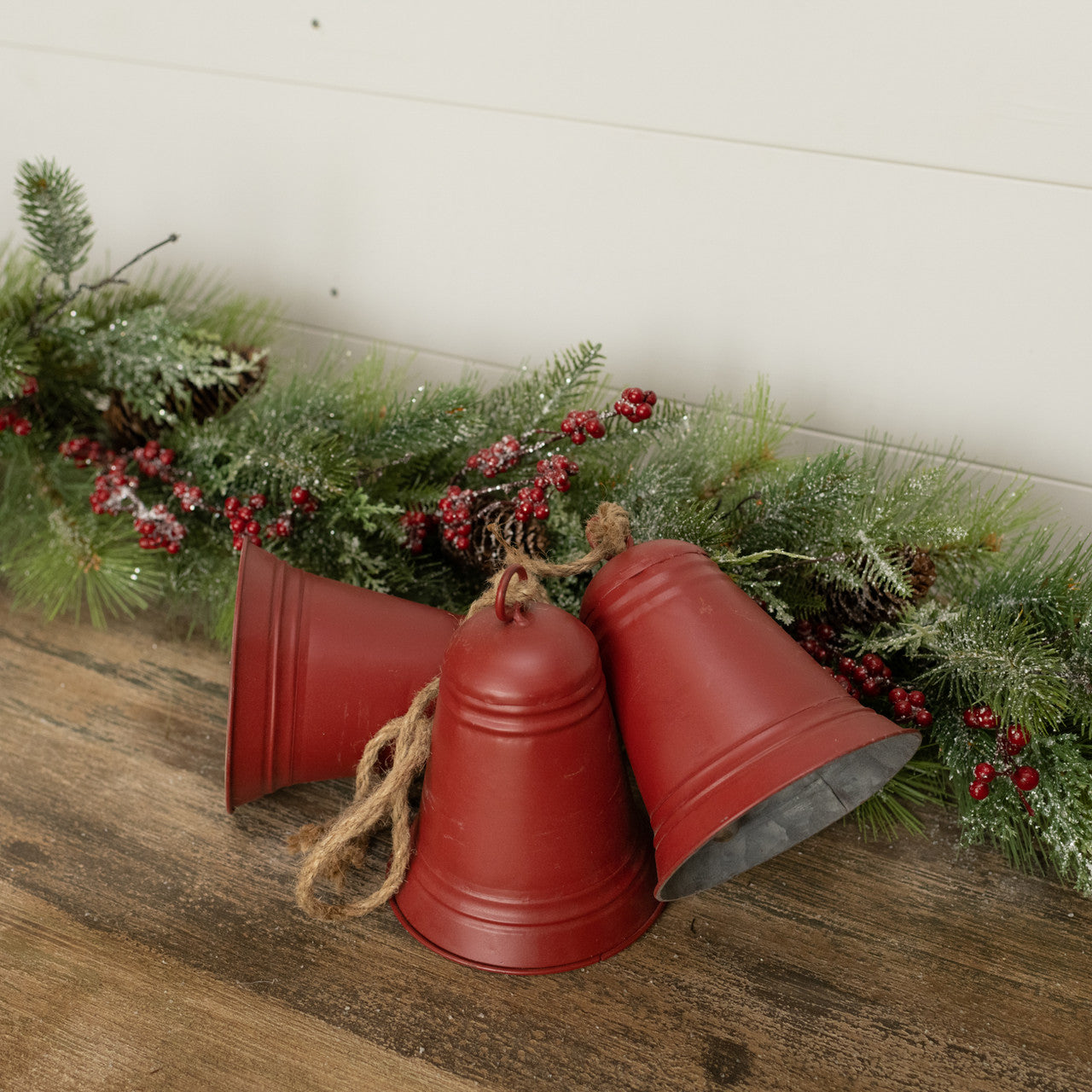 29" Holiday Red Hanging Bells (S/3)