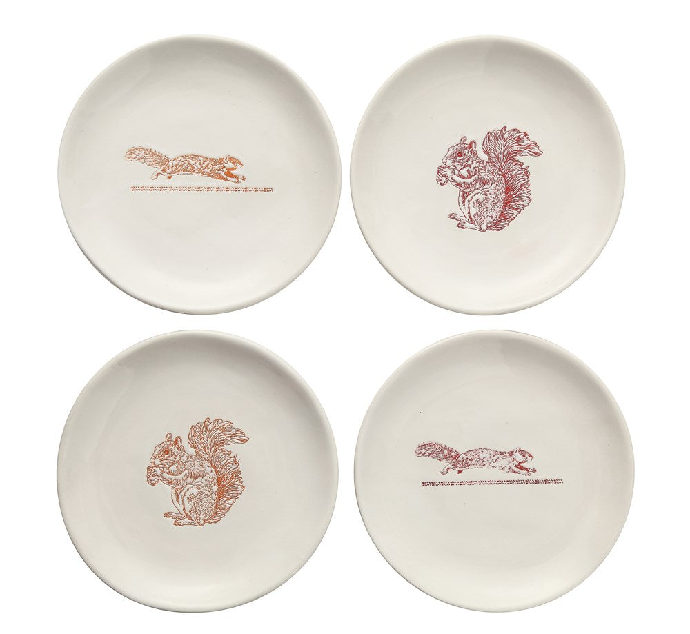 Stoneware Embossed Squirrel Plate (5610099900573)